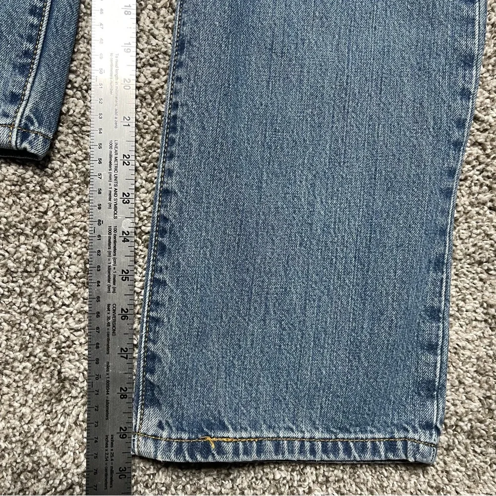 Levi's 501 Original Fit Medium Wash Button Fly Straight Jeans W33 L30
